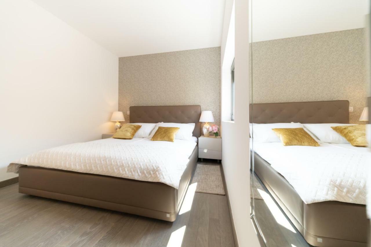 Unique Luxury Designers Apartment ザダル エクステリア 写真