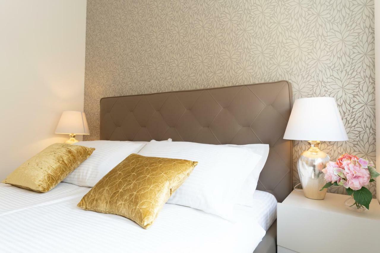 Unique Luxury Designers Apartment ザダル エクステリア 写真